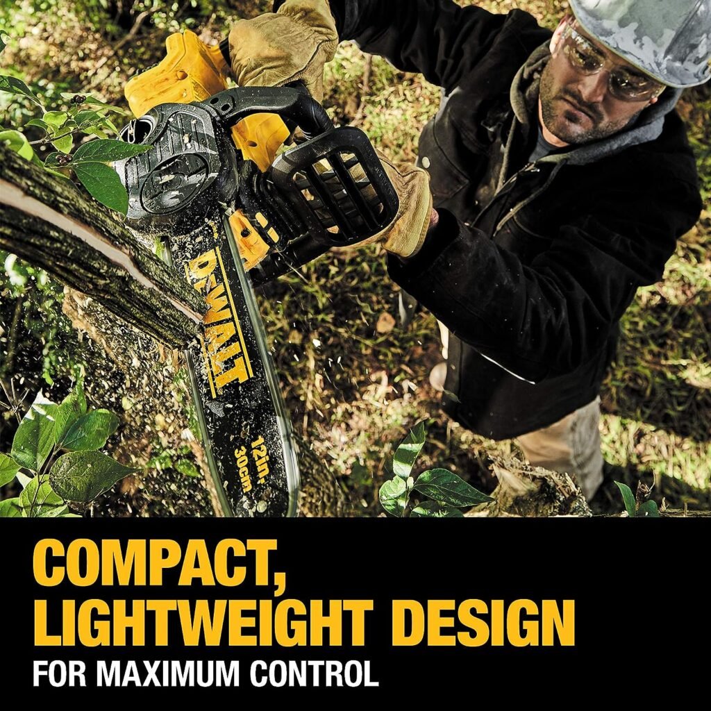 DEWALT 20V MAX* XR Chainsaw Kit, 5-Ah Battery, 12-Inch (DCCS620P1)