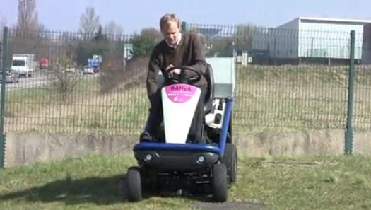 Hydrogen-powered Commercial Lawn Mowers