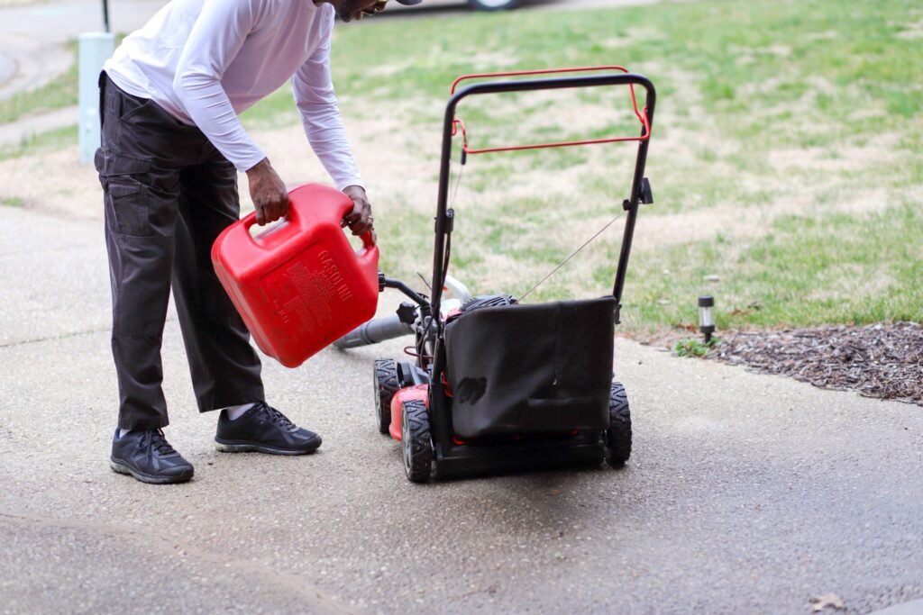 10 Tips to Extend the Life of Your Lawn Mower Battery