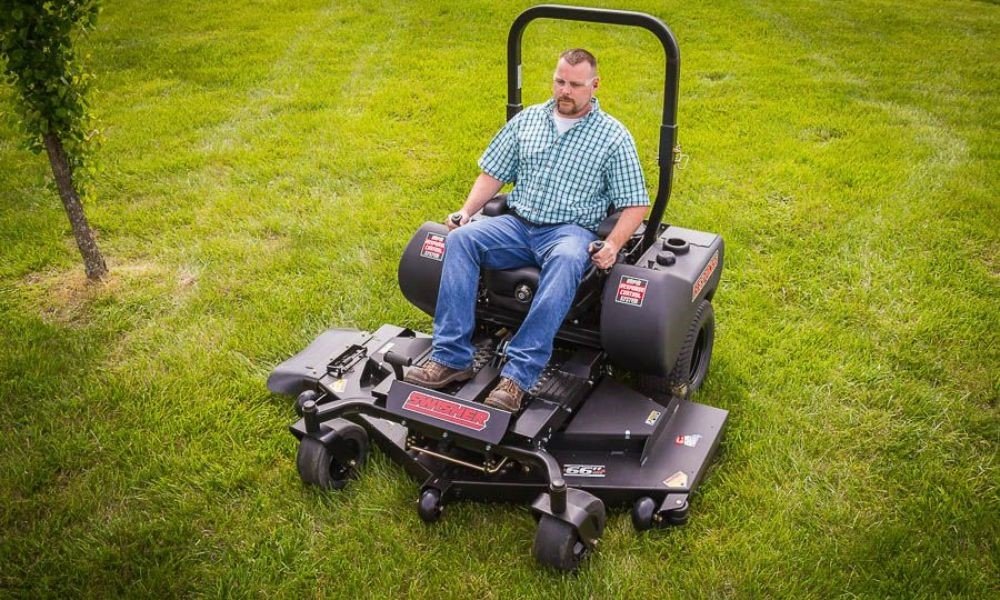 Advantages of a Zero-turn Lawn Mower