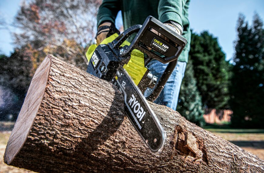 Experience the Whisper-quiet Performance of Cordless Chainsaws