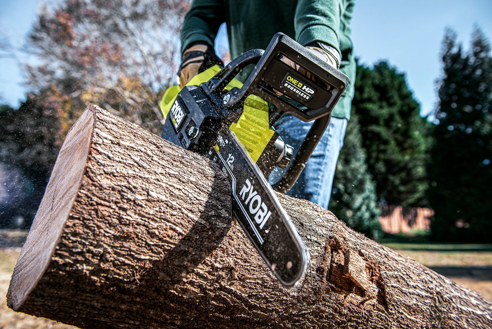 Experience the Whisper-quiet Performance of Cordless Chainsaws