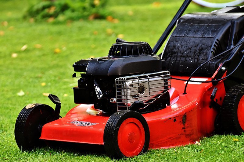 How to Adjust a Self-Propelled Lawn Mower