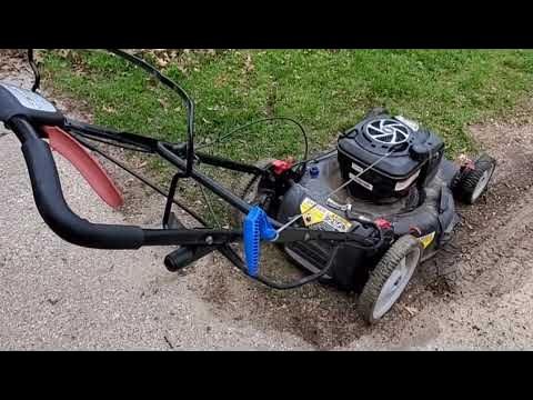 How to Adjust a Self-Propelled Lawn Mower