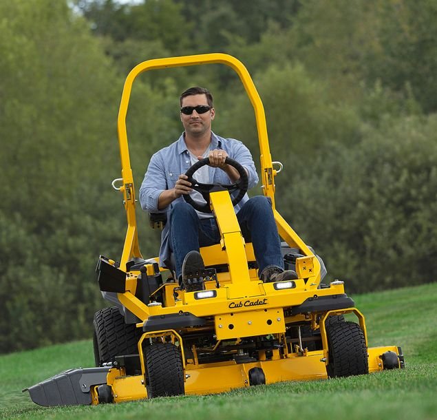 Top Zero-Turn Lawn Mowers for Large Properties