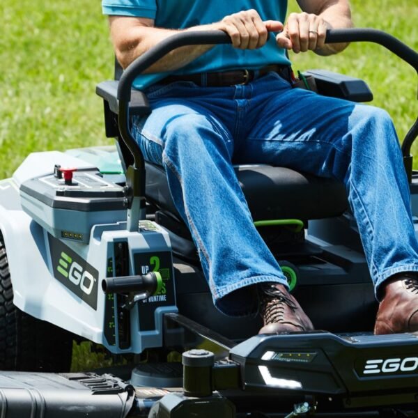 A Beginner’s Guide to Zero-Turn Lawn Mowers